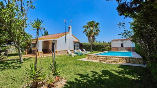 Villa Alegría Conil de la Frontera by Ruralidays