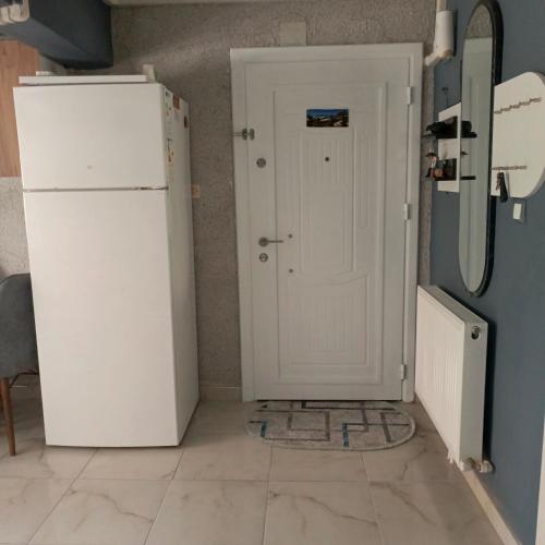 Kuchyň nebo kuchyňský kout v ubytování Nadir Home Konaklama