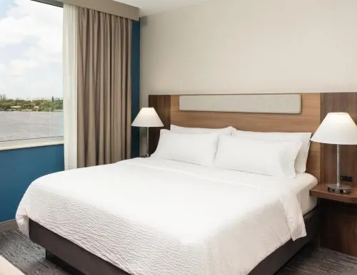 Holiday Inn Express Miami Airport-Blue Lagoon Area by IHG photo 5