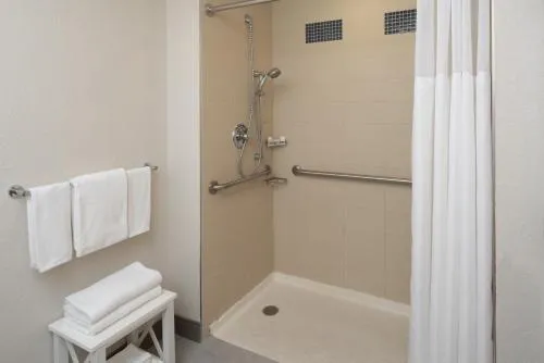 Holiday Inn Express Miami Airport-Blue Lagoon Area by IHG photo 31