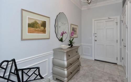 Fotografie z fotogalerie ubytování Windsor Lodge Unit 3 close to the Beaches Siesta Key v destinaci Osprey