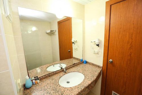 Koupelna v ubytování Mavruka Hotel