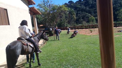 Επισκέπτες που μένουν στο Casa de Campo Pé da Serra - Sitio em Campos Novos de Cunha