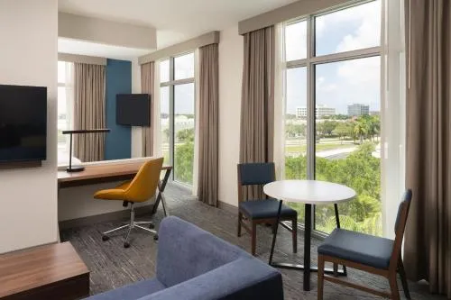 Holiday Inn Express Miami Airport-Blue Lagoon Area by IHG photo 7