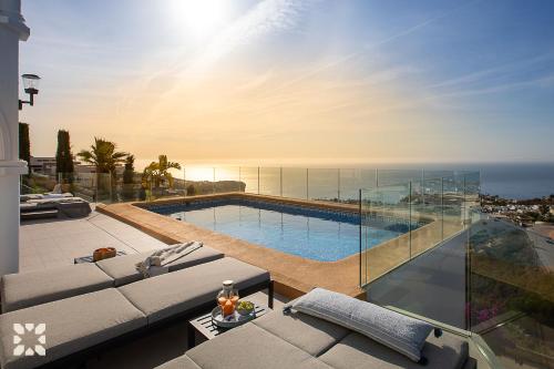 Villa Casiopea by Abahana Villas