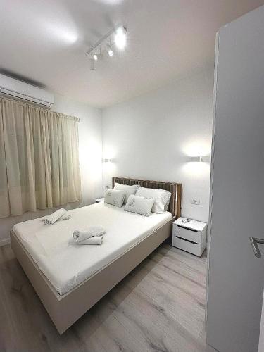 Cozy Apartment Manuela In Dubrovnik With apartment Sea View