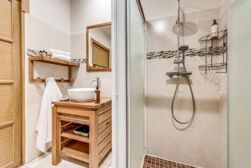 Kúpeľňa v ubytovaní Résidence Palafour - Appartement 3 - 84m2 - 8 personnes MAE-8944