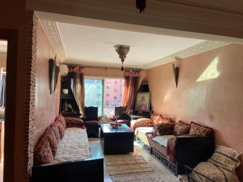 Φωτογραφία από το άλμπουμ του Appartement 2 chambre style Marrakchi pour familles στο Μαρακές