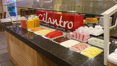 Jídlo v hotelu nebo okolí