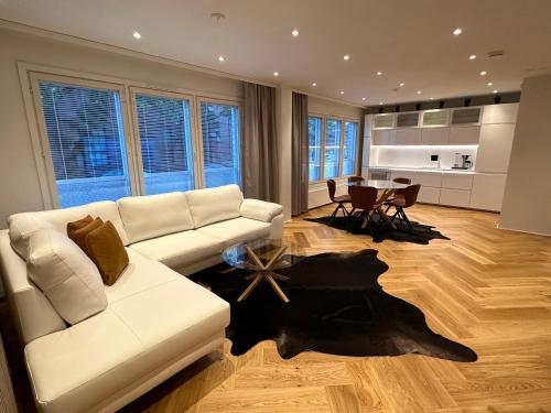 Dapur atau dapur kecil di Kuriren Premium Stay - Central location and Sauna!