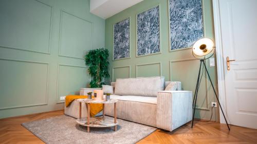 Erstklassiges Apartment in Schloss Nähe