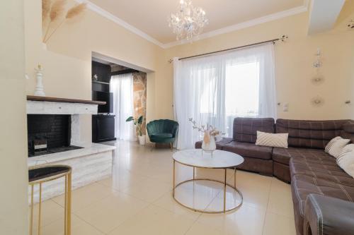 Gallery image of Casa D'Oro Exclusive Villa in Kipseli