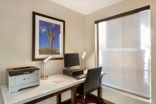 Φωτογραφία από το άλμπουμ του Best Western Plus Surprise-Phoenix NW σε Surprise