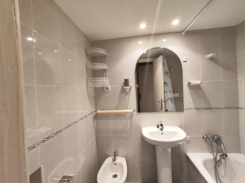 Koupelna v ubytování Gran apartamento frente al mar mijas