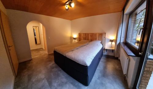 Postel nebo postele na pokoji v ubytování Alpin Haus Klösterle