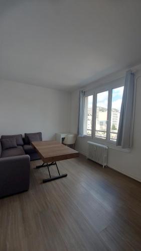 Appartement 2p calme et équipé