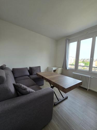 Photo de la galerie de l'établissement Appartement 2p calme et équipé, à Boulogne-Billancourt