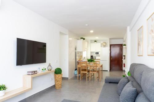 Apartamento amplio con dos baños