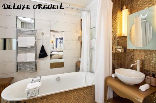 Koupelna v ubytování Hôtel Vice Versa