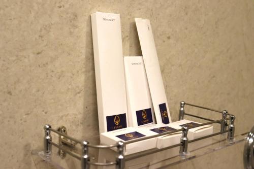 Φωτογραφία από το άλμπουμ του Hotel Lémore Stay & Dine σε Solapur