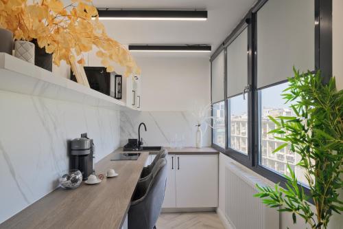 Nhà bếp/bếp nhỏ tại City view - Luxury Apartment A - Old City - Victoriei