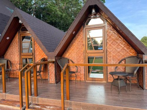 Gallery image of Greenridge Resort in Bukal