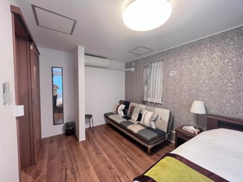 new open shinjuku house SJ0430