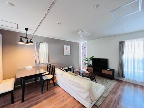 new open shinjuku house SJ0430