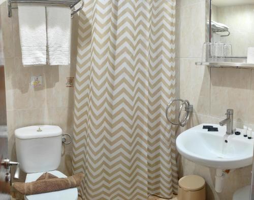 Koupelna v ubytování Hotel Anagennisis