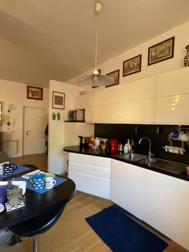 La casa del giglioにあるキッチンまたは簡易キッチン