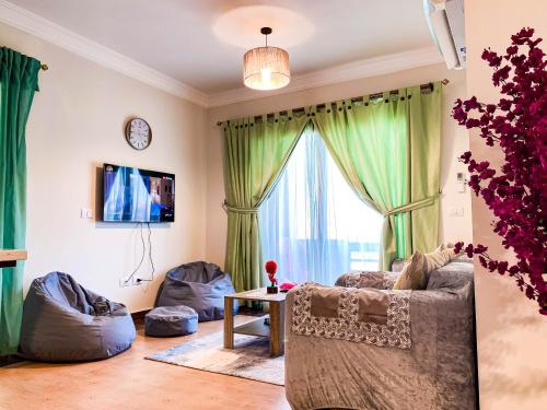 Photo de la galerie de l'établissement Bluebay Asia Sokhna Family Chalet Seaside Getaway, à Ain Sokhna