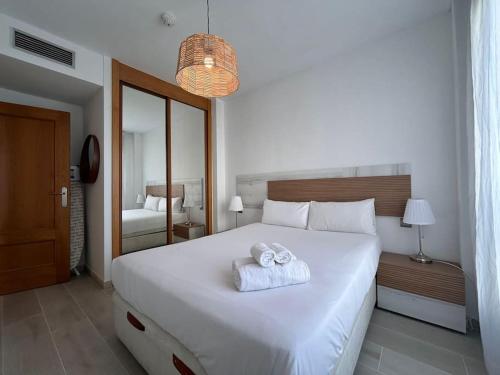 Beautiful apartment with pool and padel - Belfast