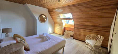 Katil atau katil-katil dalam bilik di Maison vue mer Crozon - Jacuzzi - Sauna