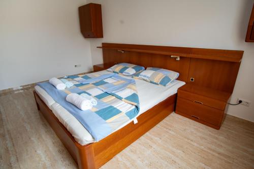 Cama ou camas em um quarto em Raj Petrović