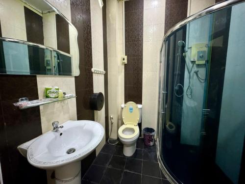 Ένα μπάνιο στο VIENTIANE BB Hostel
