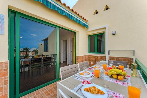 Cozy Spacious SeaView 300m beach