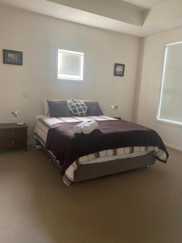 Gallery image of Two Story, Torquay Holiday Home with Large Balcony in Torquay