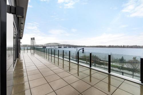 a view of the danube river from a building at Hotel Indigo Vancouver Dwtn - Portland Area by IHG in Vancouver