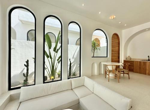 Ruang duduk di Dolce villas in Bingin