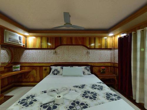 Katil atau katil-katil dalam bilik di Big Creek Mansion