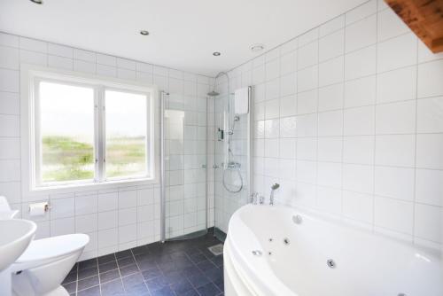 Ein Badezimmer in der Unterkunft Mullsjö Hotell & Konferens