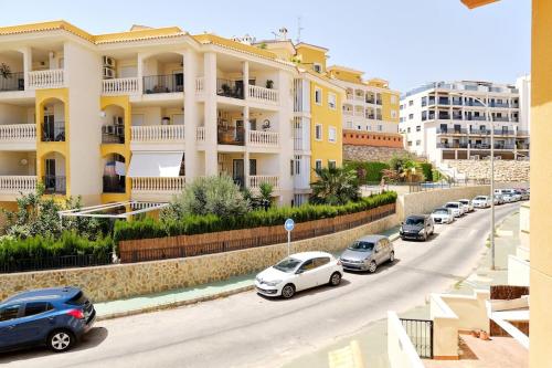 Cozy apartment of 103 m2 with three bedrooms in a pine forest by the sea