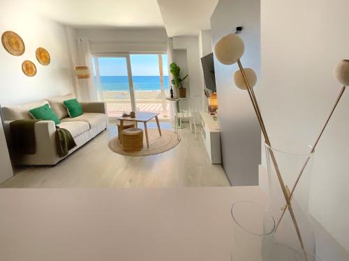 A bed or beds in a room at CS7 Kaleria Suites