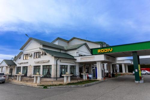 Bangunan di mana terletaknya hotel