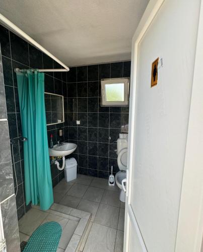 Un baño de Autocamp LAKS
