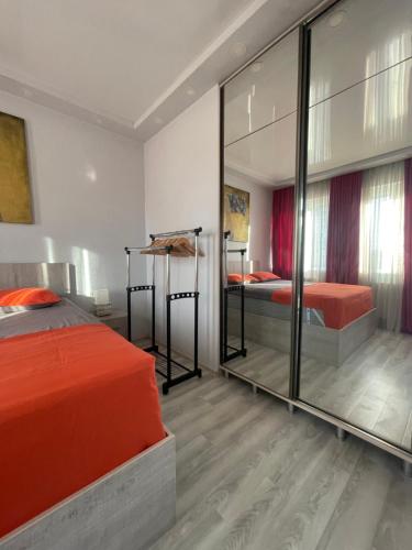 Postel nebo postele na pokoji v ubytování Nick Appartment Batumi