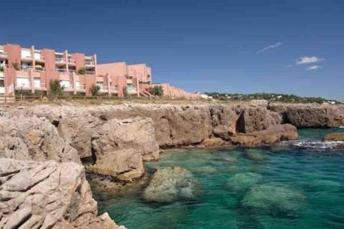 Cap corniche Sète front de mer parking wifi