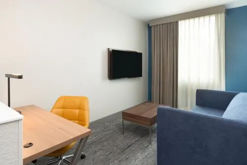 Holiday Inn Express Miami Airport-Blue Lagoon Area by IHG photo 16