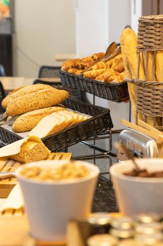 Jídlo v hotelu nebo okolí