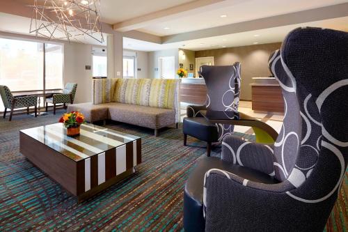 Χώρος καθιστικού στο Residence Inn by Marriott Columbus Dublin